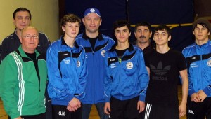 Команда "Раерен 2006". Спортсмены, тренеры, родители-болельщики.