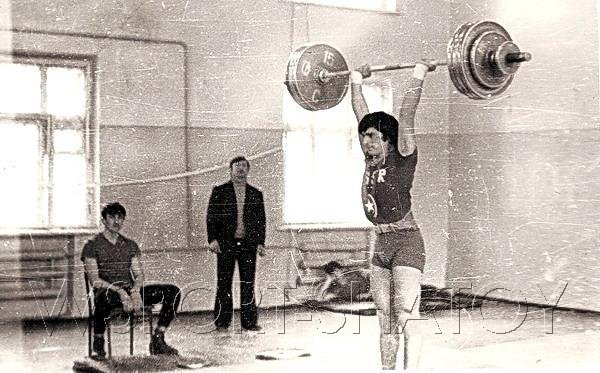 Ya_1978_cj140